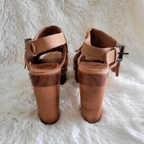 Five Worlds by Cordani Tijuana Tan Fringe Platform Sandals Wooden Heels EU 36.5 - Picture 8 of 10